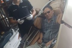 khach-mua-ghe-massage-drcare-919X-31